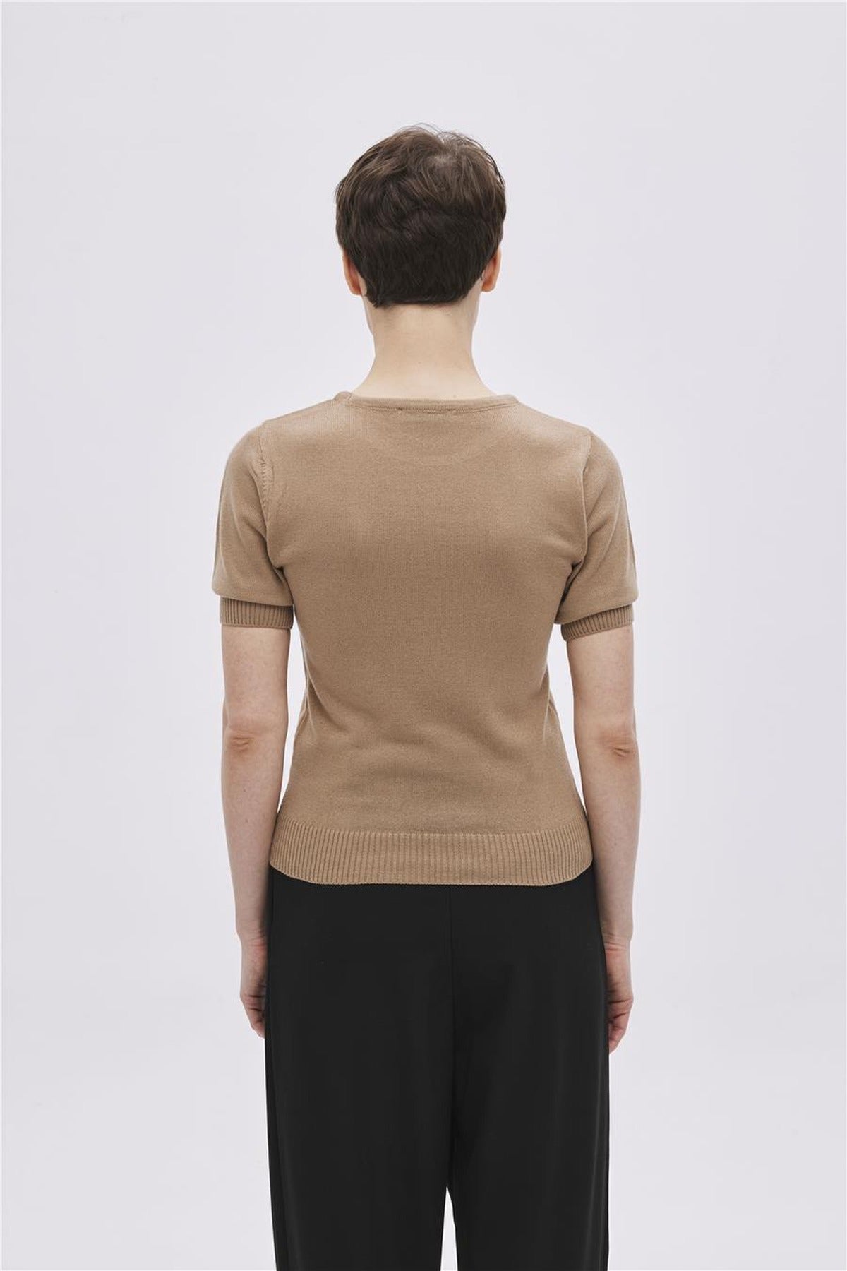 Short Sleeve Knit Jumper